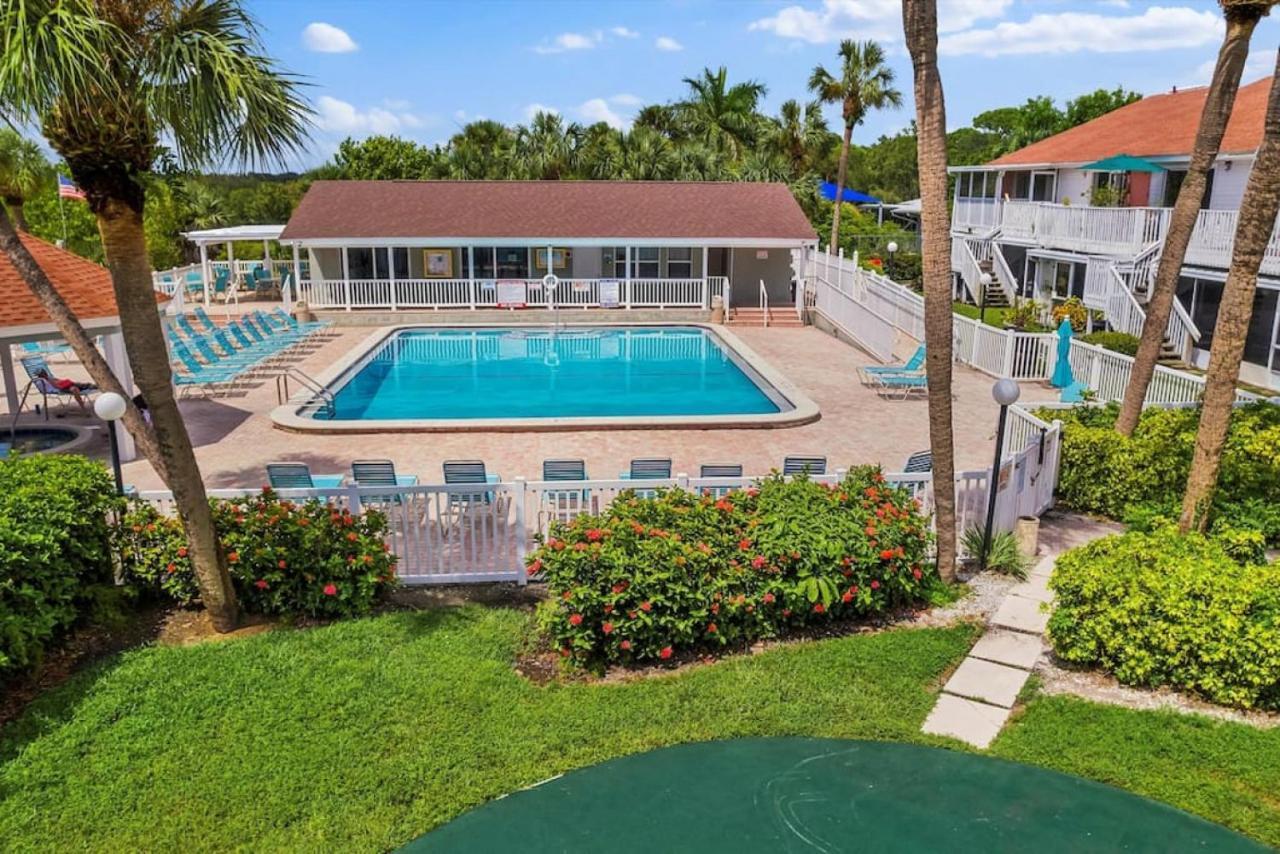 Sea Escape - Condo With Pool Hot Tub Plus Private Community Beach St. Petersburg Exterior photo